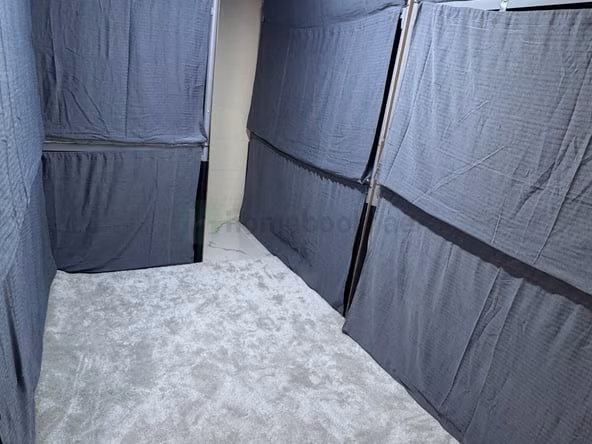 Bed Space & Partition in Al Jafiliya