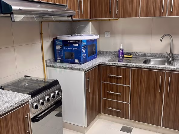 Bed Space & Partition in Al Jafiliya