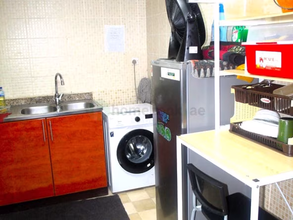 Bed Space & Partition in Sharjah