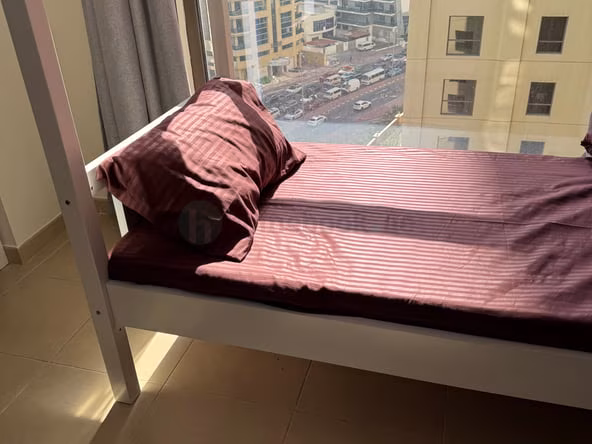 Bed Space & Partition in Dubai Marina
