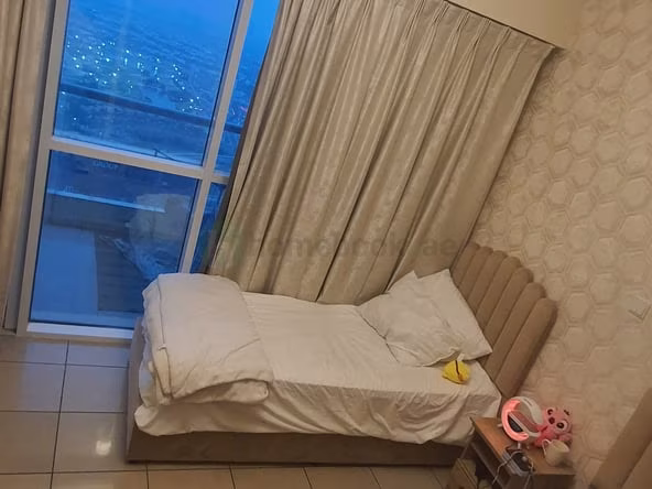 Bed Space & Partition in Dubai Marina