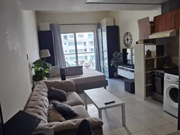 Bed Space & Partition in Dubai Marina