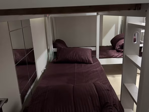 Bed Space & Partition in Dubai Marina