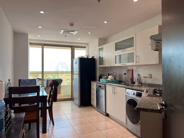 Bed Space & Partition in Sheikh Zayed Road