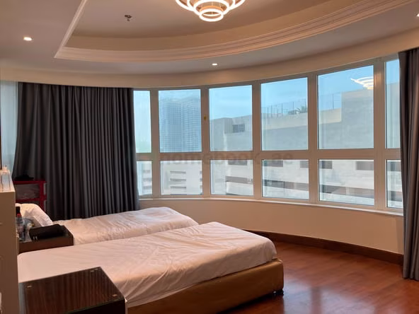 Bed Space & Partition in Sheikh Zayed Road