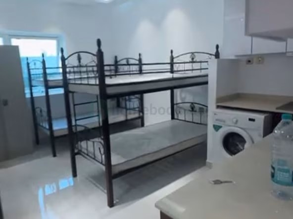 Bed Space & Partition in Al Barsha