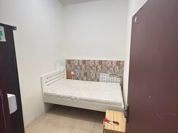 Bed Space & Partition in Sharjah