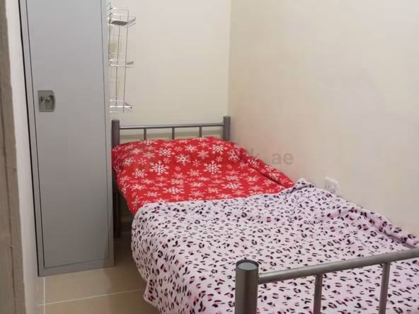 Bed Space & Partition in Sharjah