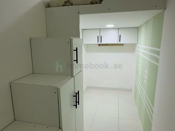 Partition in Bur Dubai