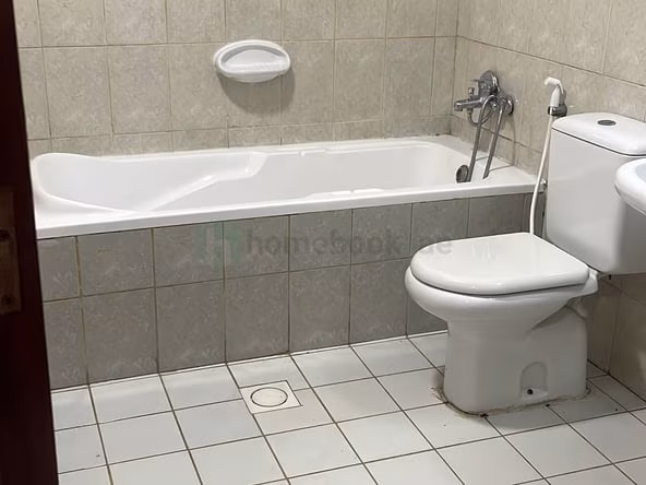 Studio Apartment for Rent in International City Dubai