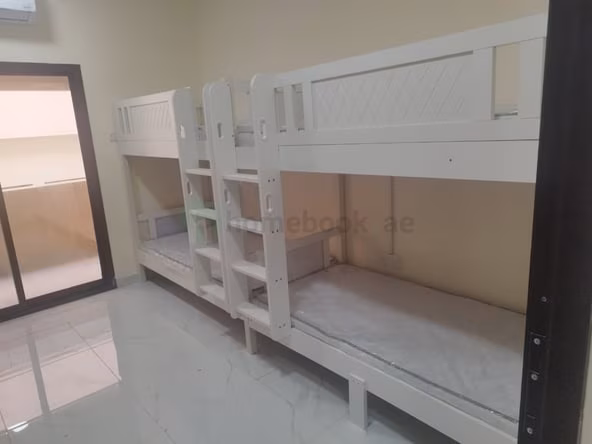 Bed Space & Partition in Al Fahidi