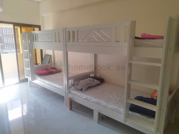 Bed Space & Partition in Al Fahidi