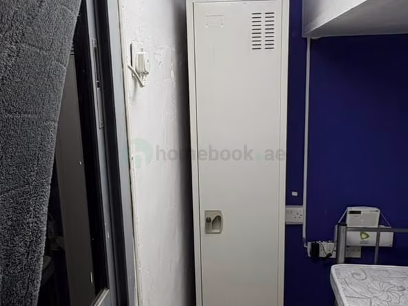 Partition in Bur Dubai