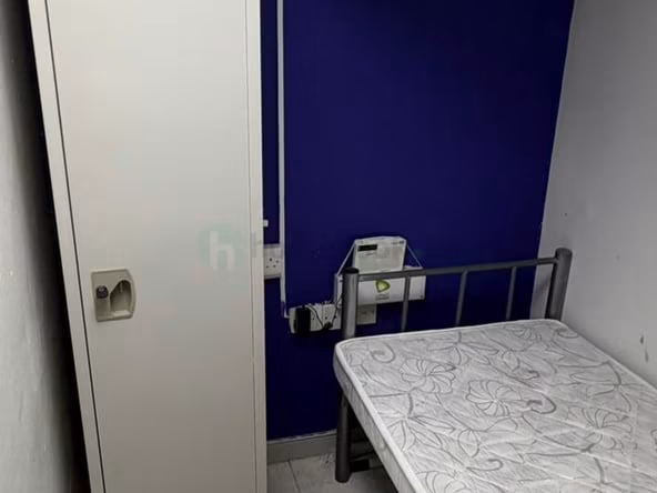 Partition in Bur Dubai