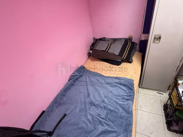 Partition in Bur Dubai