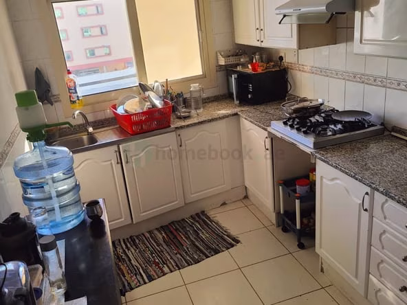 Bed Space & Partition in Al Hamriya