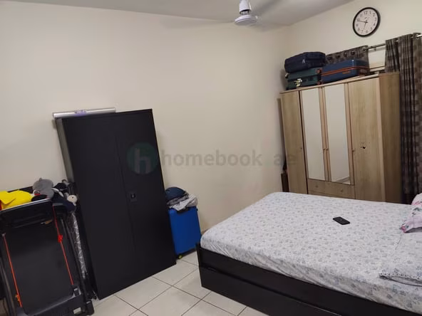 Bed Space & Partition in Al Hamriya