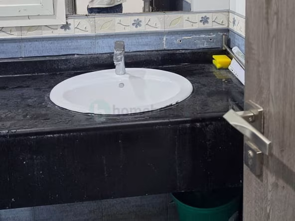 Bed Space & Partition in Al Nahda