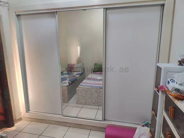 Bed Space & Partition in Al Hamriya
