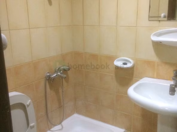 Room for Rent in International City