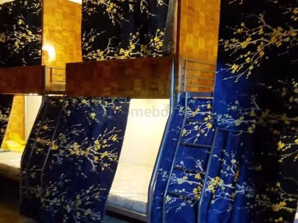 Bed Space & Partition in Al Jafiliya