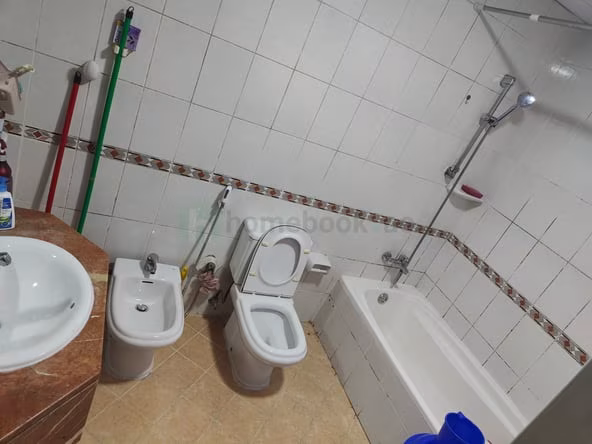 Bed Space & Partition in Al Hamriya