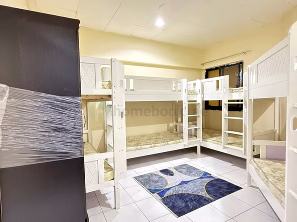 Bed Space & Partition in Al Raffa