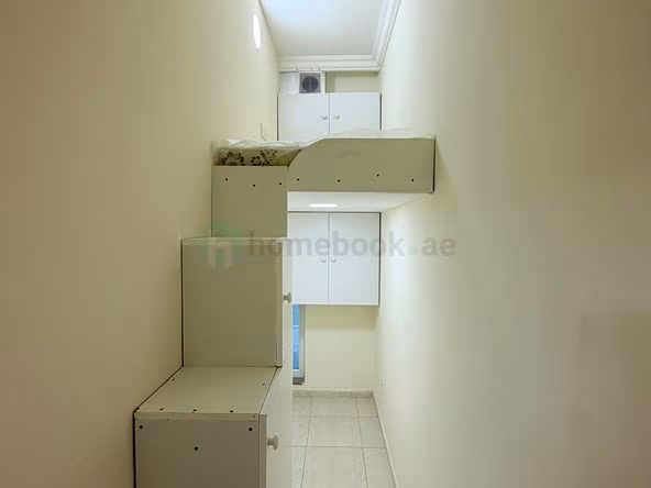 Bed Space & Partition in Al Barsha
