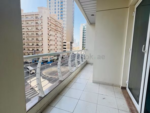 Bed Space & Partition in Al Barsha