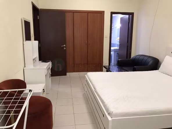 Room for Rent in International City