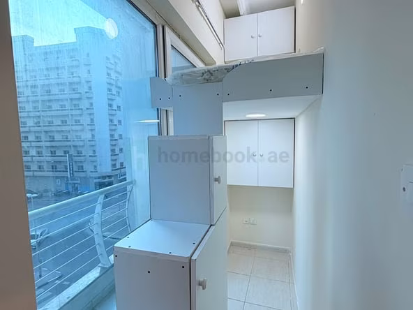 Bed Space & Partition in Al Barsha