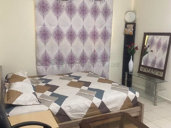 Room for Rent in International City