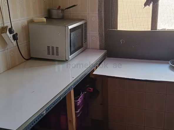 Bed Space & Partition in Al Fahidi