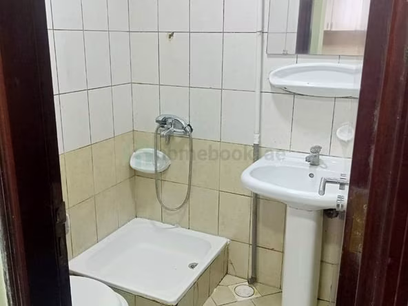 Room for Rent in International City