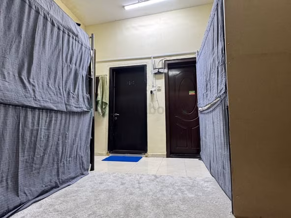 Bed Space & Partition in Al Jafiliya