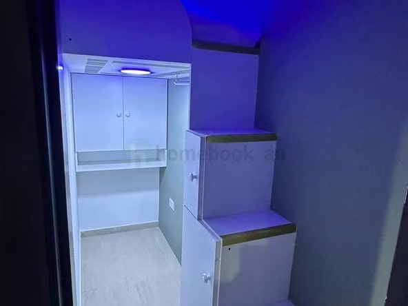 Bed Space & Partition for Female in Dubai