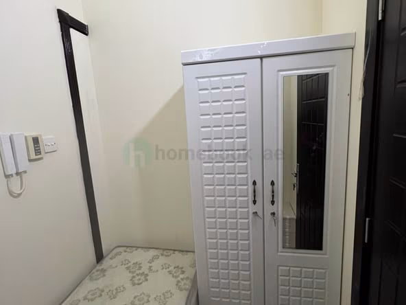 Bed Space & Partition in Discovery Gardens