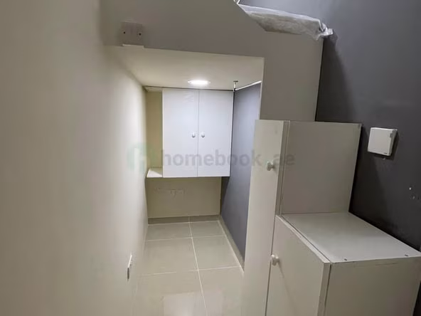 Bed Space & Partition for Female in Dubai