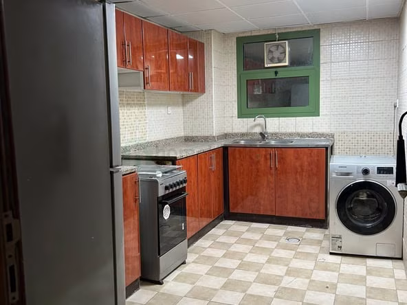 Bed Space & Partition in Sharjah