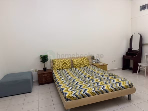 Room for Rent in International City