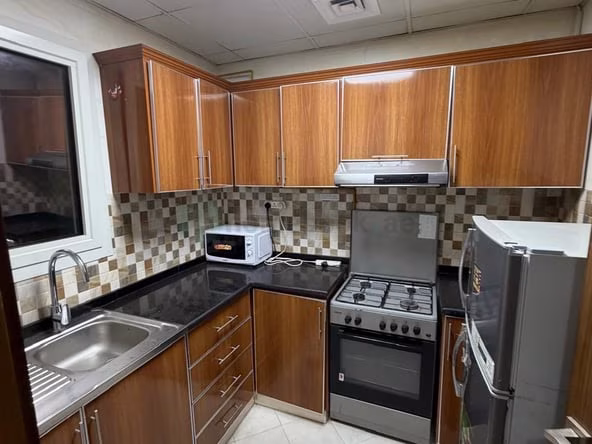 Bed Space & Partition in Bur Dubai