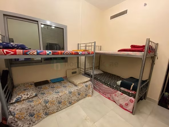 Bed Space & Partition in Al Raffa