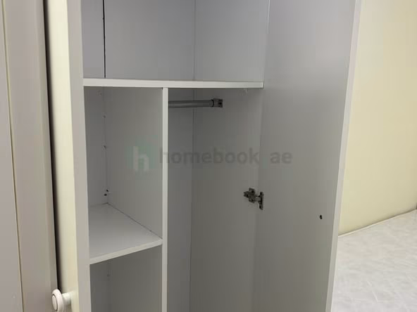 Bed Space & Partition in Bur Dubai