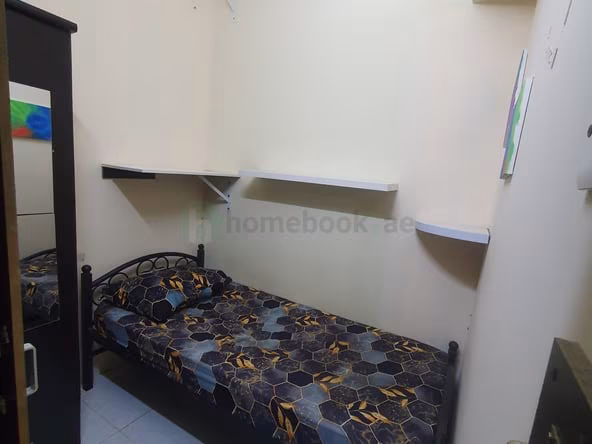 Bed Space & Partition in Al Mankhool