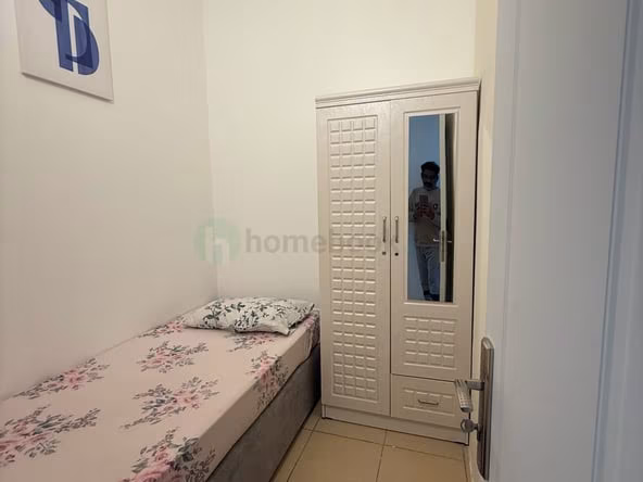 Bed Space & Partition in Jumeirah Beach Residence (JBR)