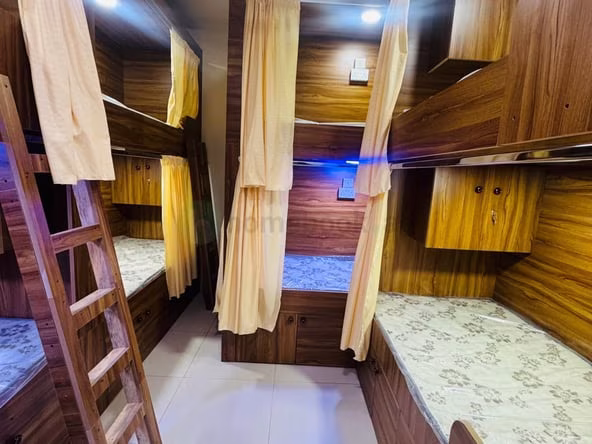 Bed Space & Partition for Female in Dubai