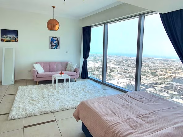 Room for Rent in Downtown Dubai