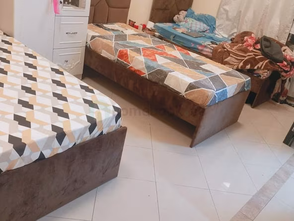 Bed Space & Partition in Al Barsha