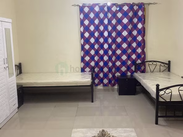 Bed Space & Partition in Al Nahda