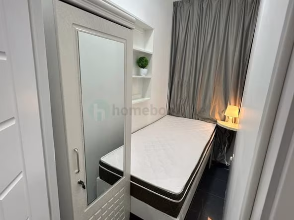 Bed Space & Partition for Female in Dubai